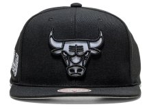 Chicago Bulls - Evergreen Black-White NBA Kšiltovka