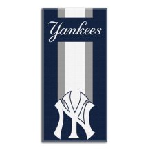 New York Yankees - Northwest Company Zone Read MLB Beach Towel