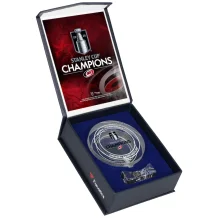 Carolina Hurricanes - 2026 Stanley Cup Champions Crystal NHL Puk naplnený snehom z finálového zápasu