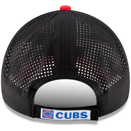Chicago Cubs - New Era Perforated Pivot 9FORTY MLB Kappe