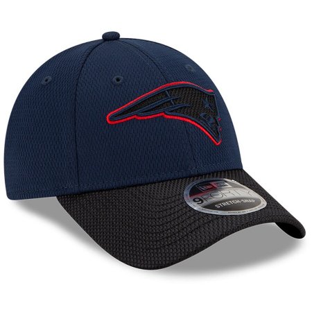 New England Patriots - 2021 Sideline Road 9Forty NFL Hat