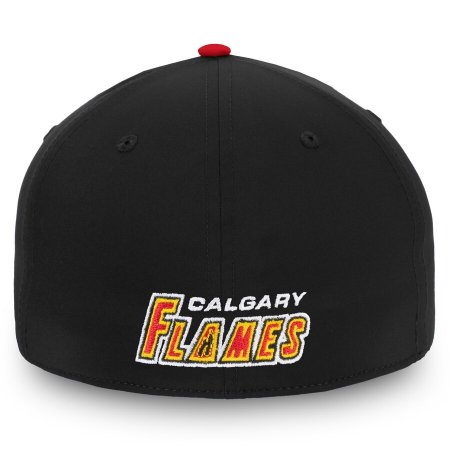 Calgary Flames - Iconic Training Speed Flex NHL Kšiltovka