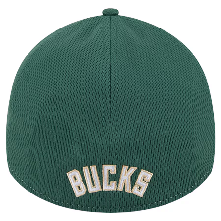 Milwaukee Bucks - Two-Tone 39Thirty NBA Cap