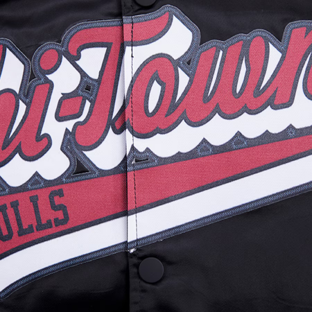 Chicago Bulls - Script Tail Full-Snap Satin Varsity NBA Jacket