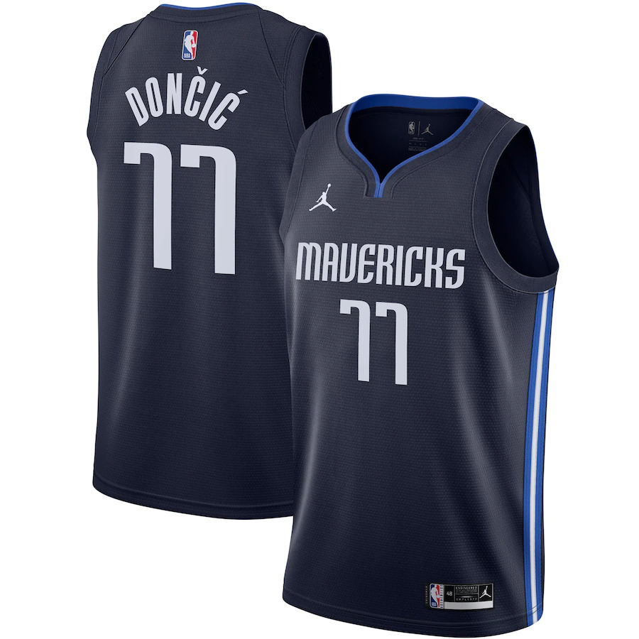 Dallas Mavericks - Luka Doncic Nike Swingman NBA Jersey :: FansMania