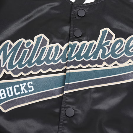 Milwaukee Bucks - Script Tail Full-Snap Satin Varsity NBA Jacke