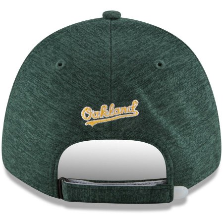 Oakland Athletics - peed Shadow Tech 9Forty MLB Hat