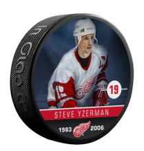 Detroit Red Wings - Steve Yzerman Alumni NHL Puck
